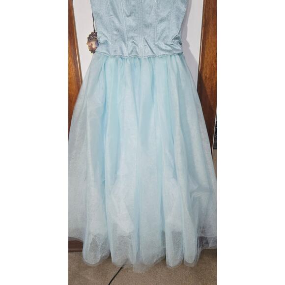 Netflix The School for Good and Evil Agatha Transformation Gown Evers Ball XL - Picture 9 of 16